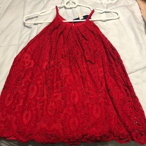 red lace tank top